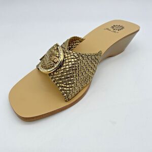 Yellow Box Bucklet Slides/Sandals Women's Size 9.5W  Bronze Low Heel Shoe Woven